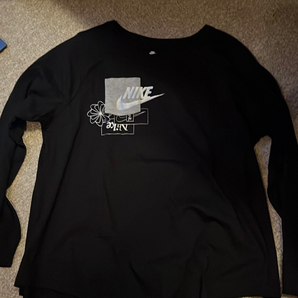 cute nike long sleeve